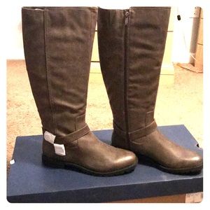 G.H. Bass & Co. Bass-Ashley Boots